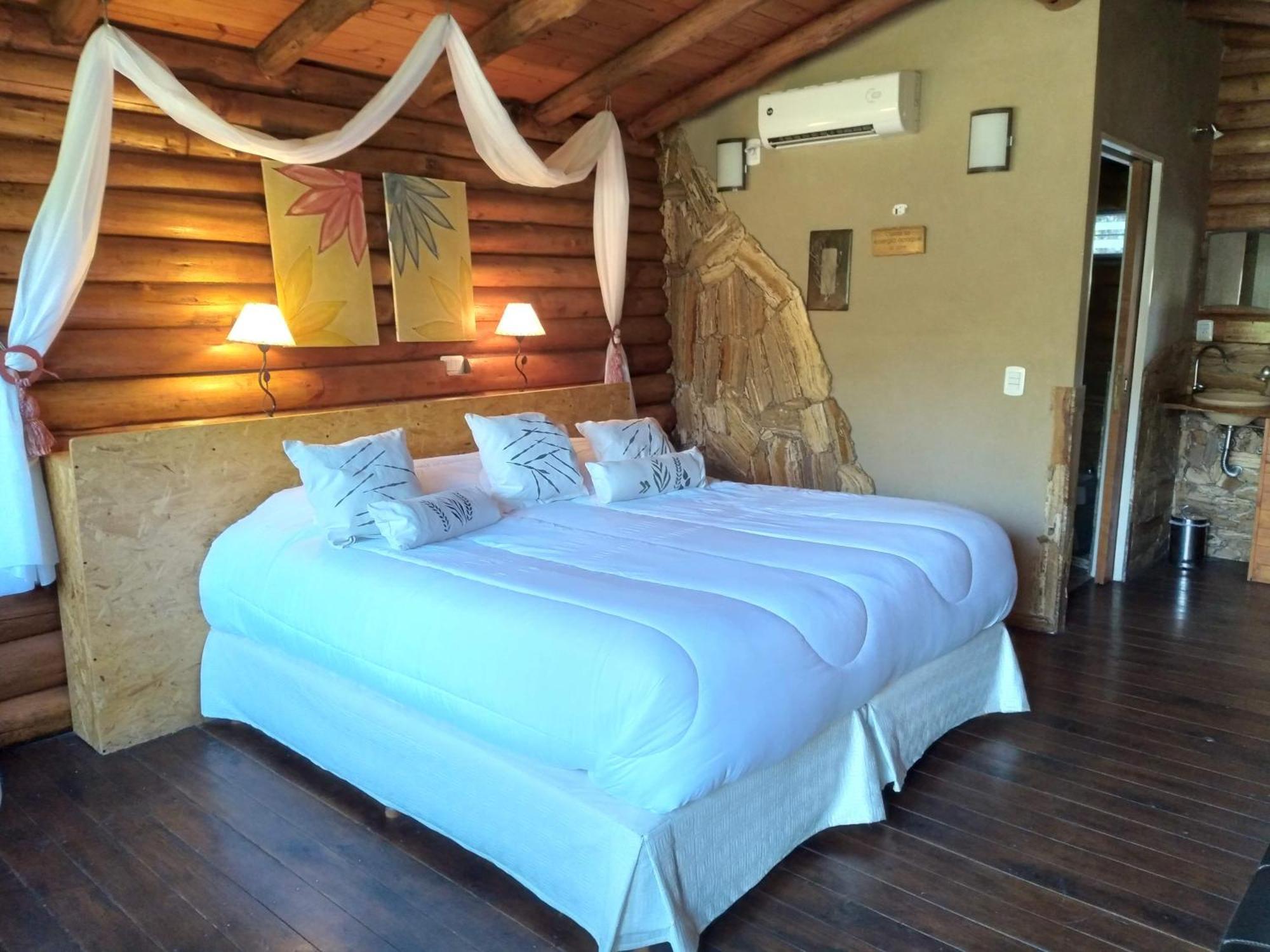 Pualy Resort & Spa Belén de Escobar Exteriér fotografie